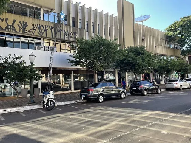 Sala com 51m², à venda, no bairro Centro em Apucarana