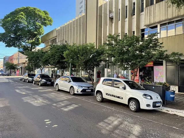 Sala com 51m², à venda, no bairro Centro em Apucarana