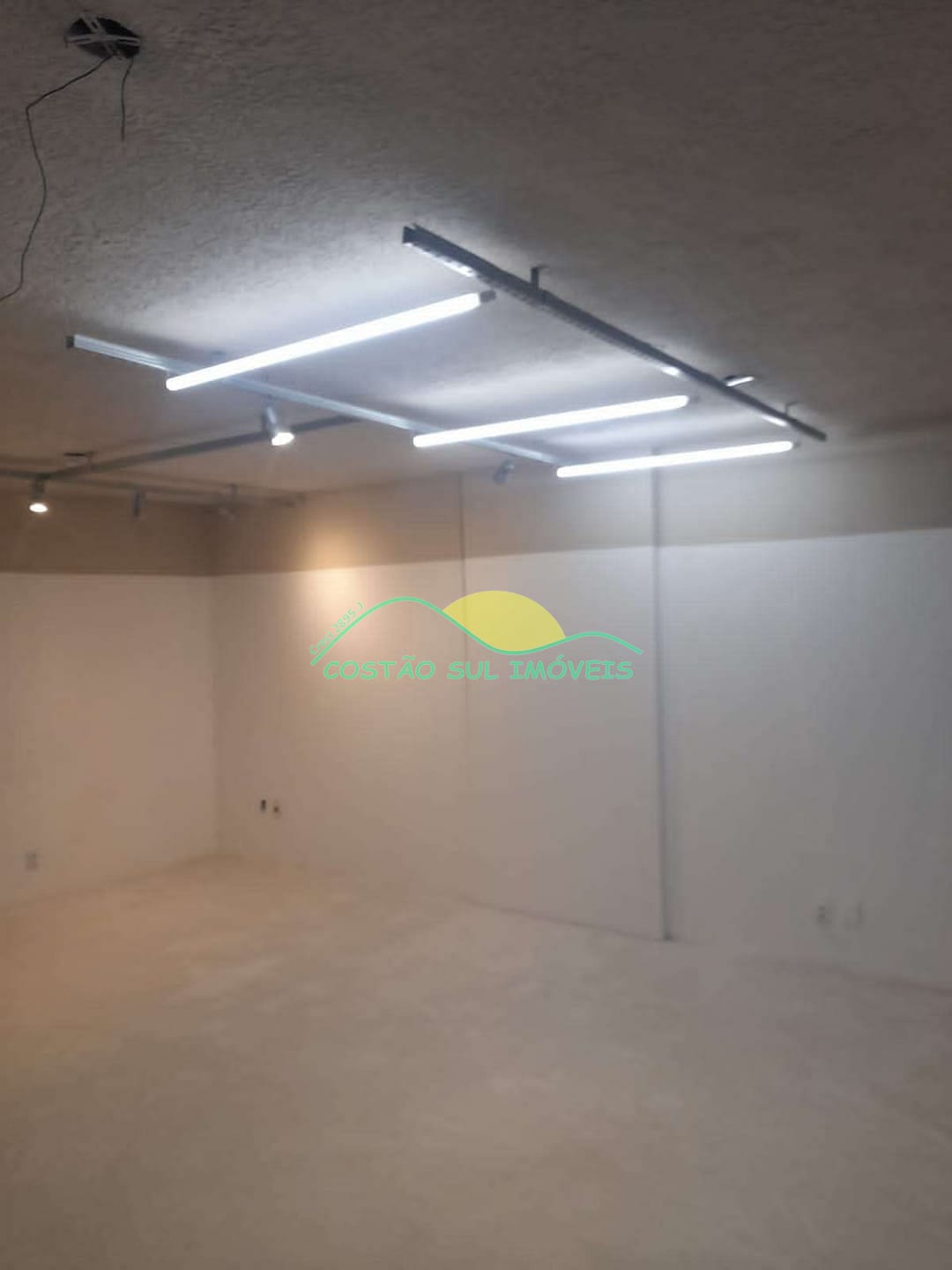 Conjunto Comercial-Sala à venda, 32m² - Foto 9