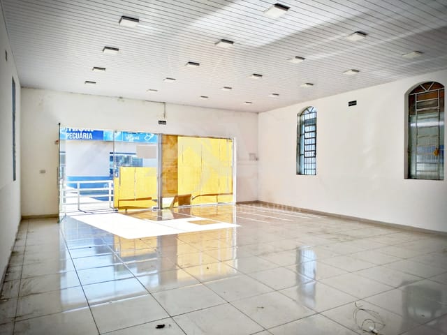 Sala para alugar, no bairro Centro em Jaguariaíva