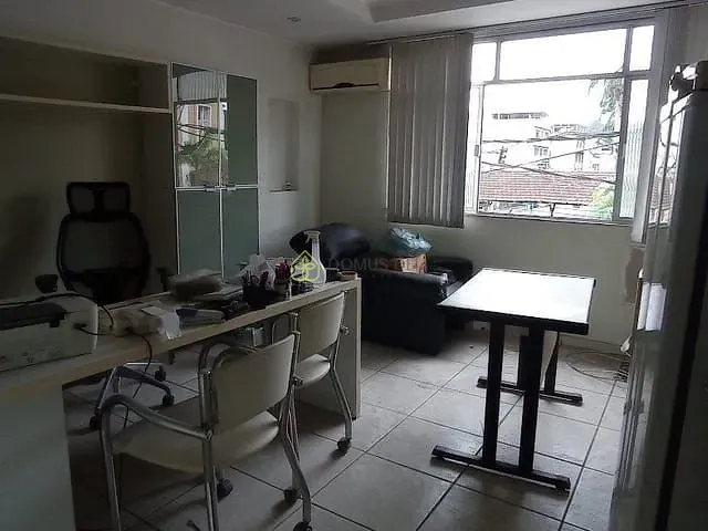Sala à venda, no bairro Centro em Barra Mansa