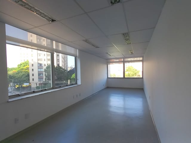 Sala com 251m², à venda, no bairro Itaim Bibi em São Paulo