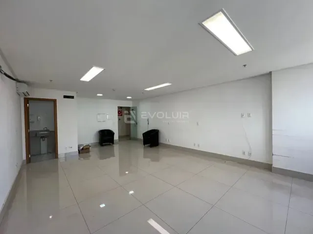 Sala para alugar, no bairro Jardim Goiás em Goiânia