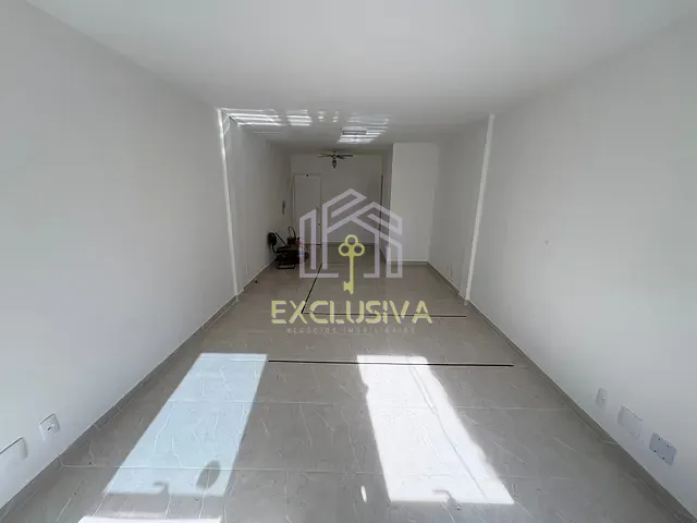 Sala com 31m², à venda, no bairro Cacuia em Rio de Janeiro