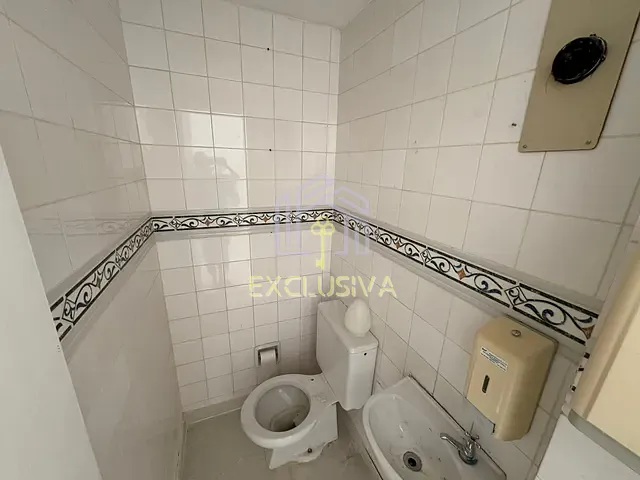 Sala com 31m², à venda, no bairro Cacuia em Rio de Janeiro