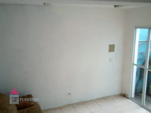 Sala com 60m², para alugar, no bairro Jardim Jussara em São Paulo