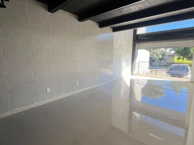 Sala com 60m², para alugar, no bairro Jardim América em Goiânia