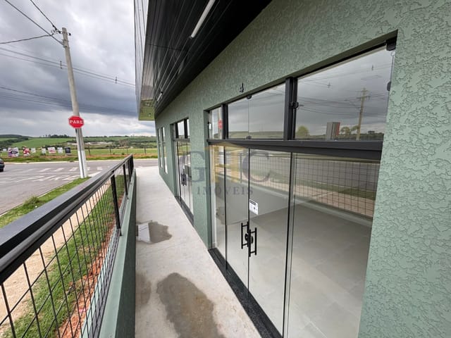 Sala com 300m², para alugar, no bairro Pacaembú Bandeiras em Salto de Pirapora