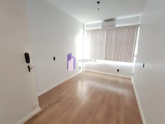 Sala à venda, no bairro Tijuca em Rio de Janeiro