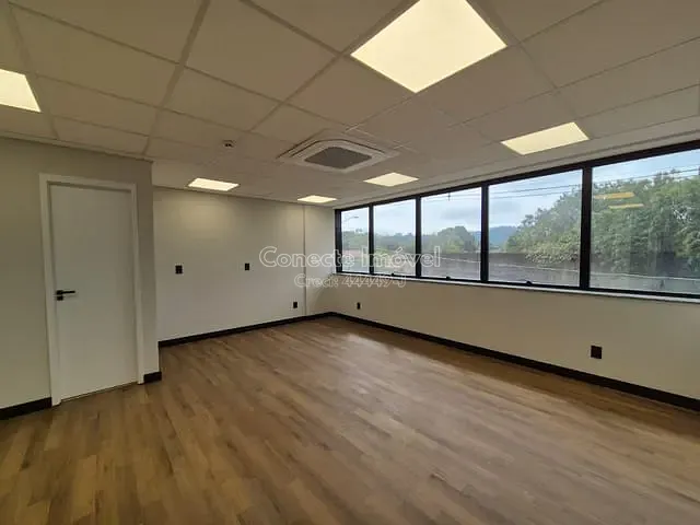 Sala para alugar, no bairro Centro em Jaguariúna