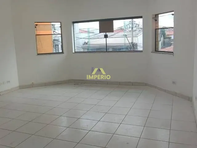 Sala com 29m², para alugar, no bairro Centro em Salto