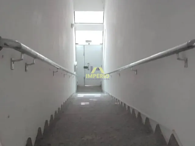 Sala com 29m², para alugar, no bairro Centro em Salto