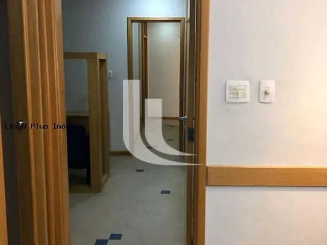 Sala à venda, no bairro Centro Histórico de São Paulo em São Paulo