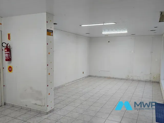 Sala para alugar, no bairro Centro em Ibirama