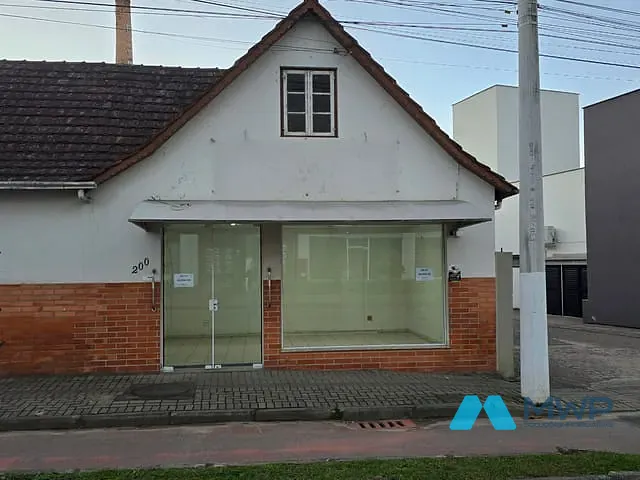 Sala para alugar, no bairro Centro em Ibirama