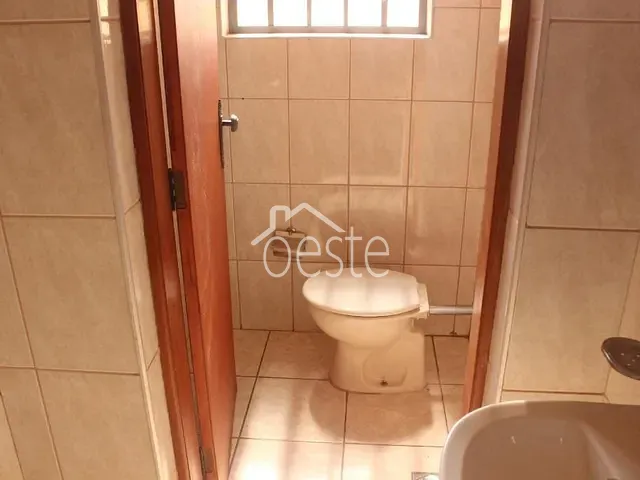 Sala com 100m², para alugar, no bairro Vila Linópolis I em Santa Bárbara D'Oeste