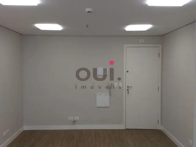 Sala à venda, no bairro Paraíso em São Paulo
