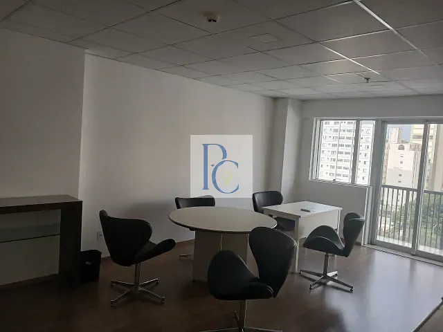 Sala para alugar, no bairro Santo Amaro em São Paulo