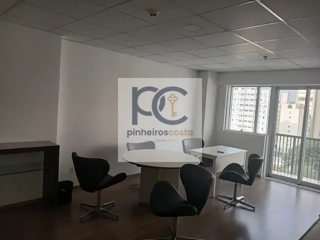 Sala para alugar, no bairro Santo Amaro em São Paulo