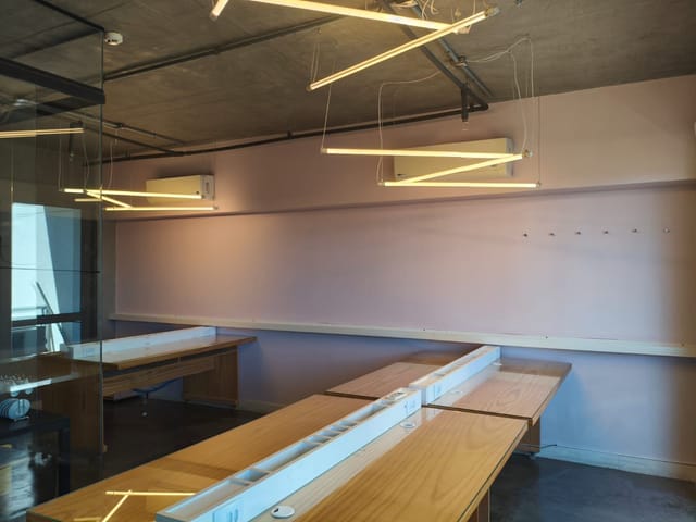 Foto do Sala - Conjunto comercial de 80m2, decorado e mobiliado, pronto para uso, com ar-condicionado, recepção, 3 salas, copa, em Pinheiros, São Paulo - SP | Pecoraro Imóveis
