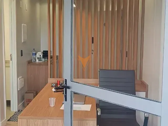 Sala à venda, no bairro Butantã em São Paulo
