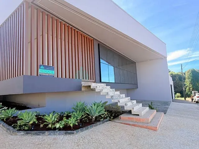 Sala para alugar, no bairro Setor Elias Safatle em Catalão