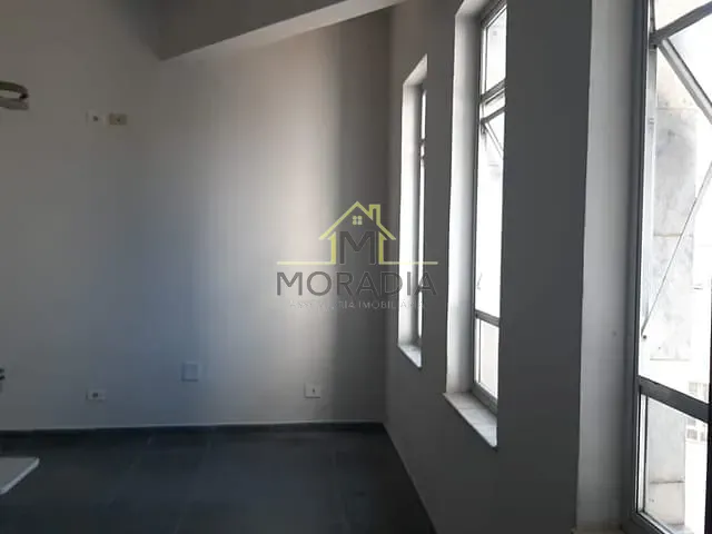 Sala com 150m², para alugar, no bairro Centro em Guaxupé