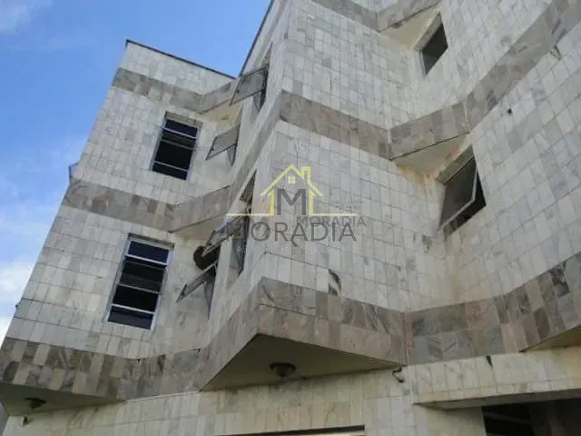 Sala com 150m², para alugar, no bairro Centro em Guaxupé