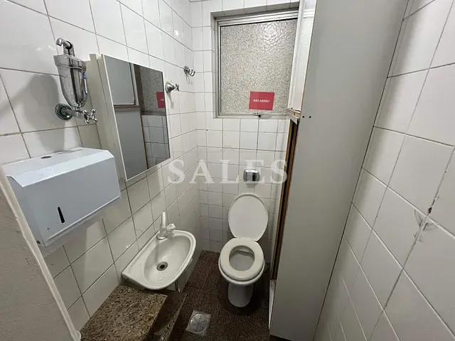 Sala com 40m², à venda, no bairro Centro em Juiz de Fora