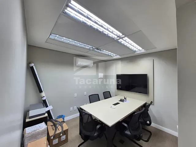 Sala para alugar, no bairro Casa Forte em Recife