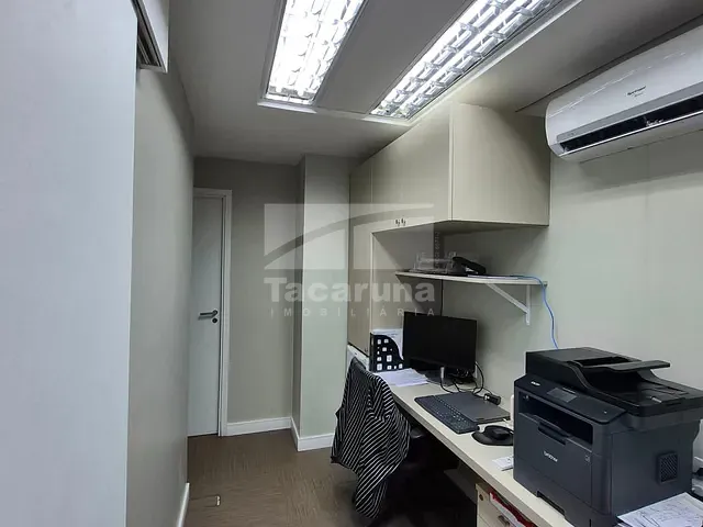 Sala para alugar, no bairro Casa Forte em Recife