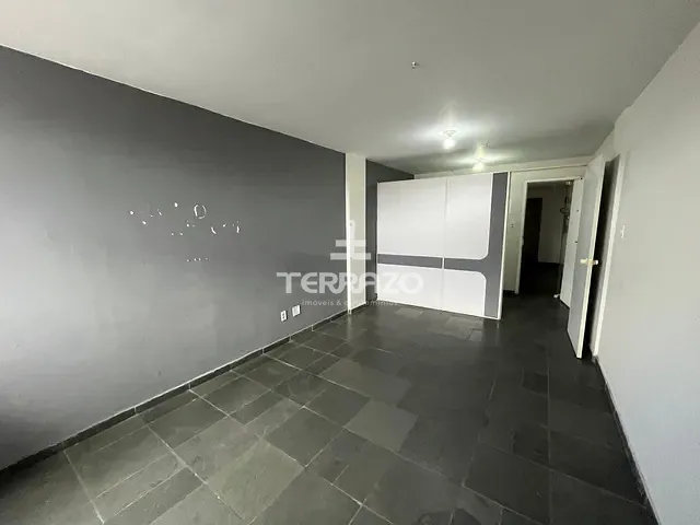 Sala com 32m², à venda, no bairro Centro/São João em Volta Redonda