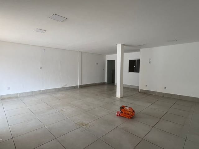 Loja para alugar, no bairro bairro independência em Aparecida de Goiânia