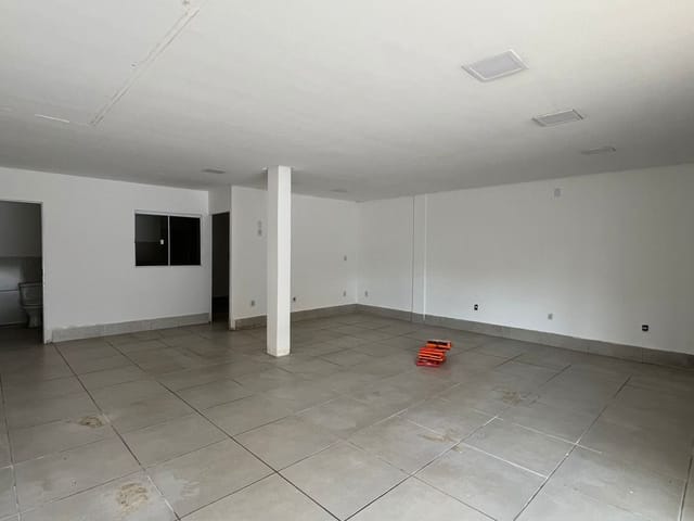 Loja para alugar, no bairro bairro independência em Aparecida de Goiânia