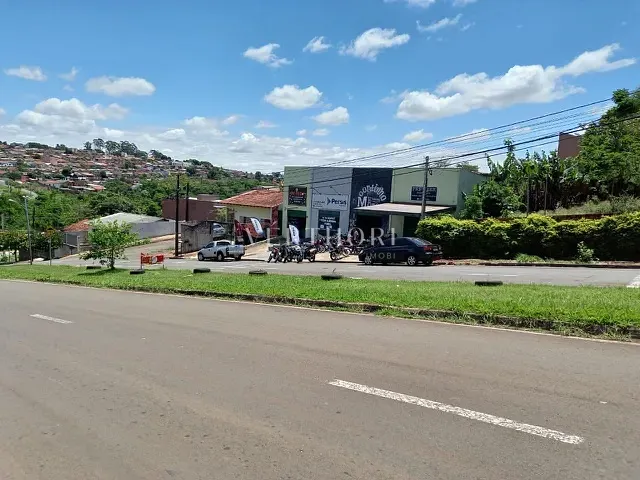 Sala com 450m², à venda, no bairro Colúmbia em Londrina