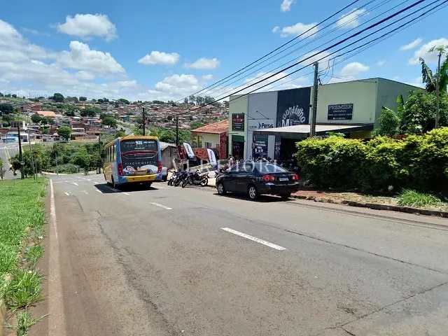 Sala com 450m², à venda, no bairro Colúmbia em Londrina