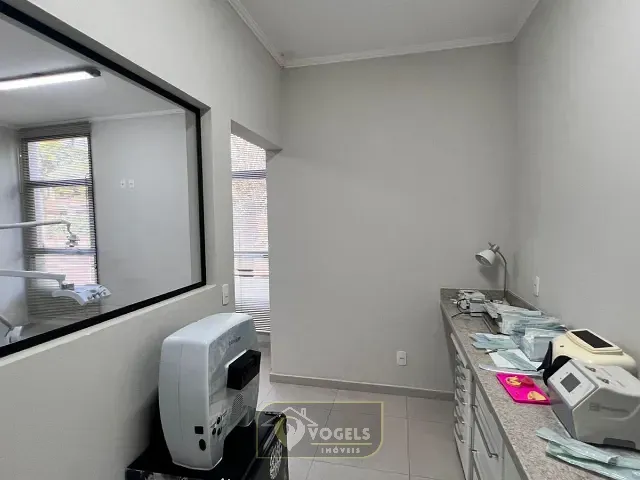 Sala para alugar, no bairro Centro em Holambra