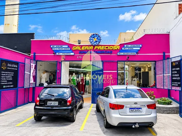 Sala com 15m², para alugar, no bairro Cézar de Souza em Mogi das Cruzes