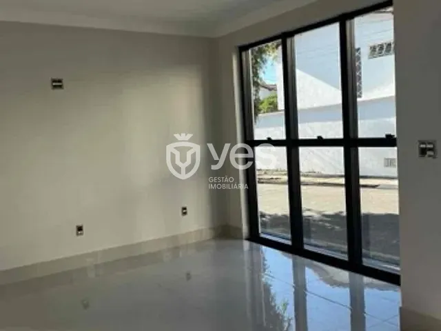 Sala com 360m², para alugar, no bairro Centro em Araxá