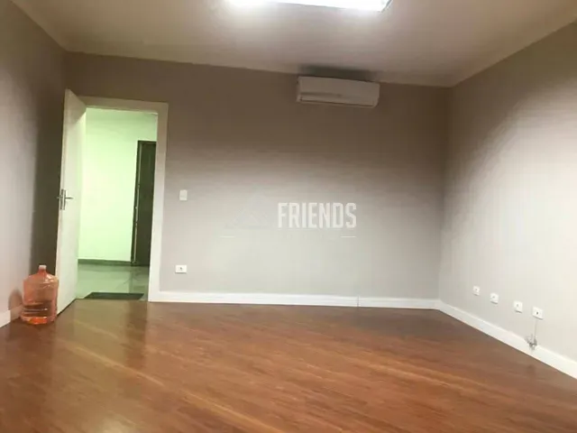 Sala com 34m², para alugar, no bairro Vila Norma em São Paulo