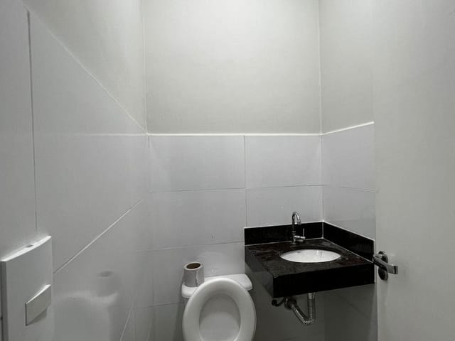 Sala com 100m², para alugar, no bairro CENTRO em Pouso Alegre