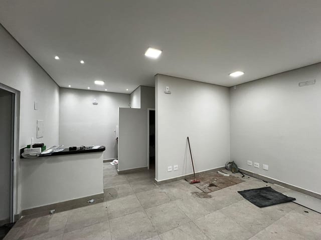 Sala com 100m², para alugar, no bairro CENTRO em Pouso Alegre