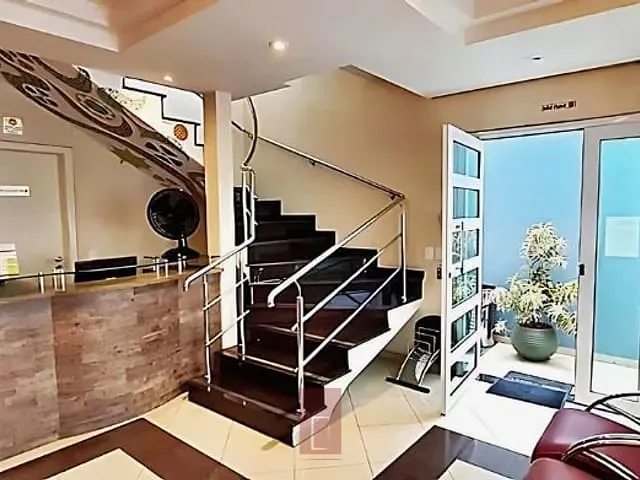 Sala com 17m², para alugar, no bairro Casa Verde em São Paulo