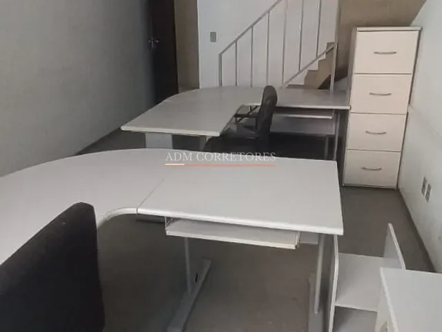 Sala com 135m², à venda, no bairro Passo da Areia em Porto Alegre