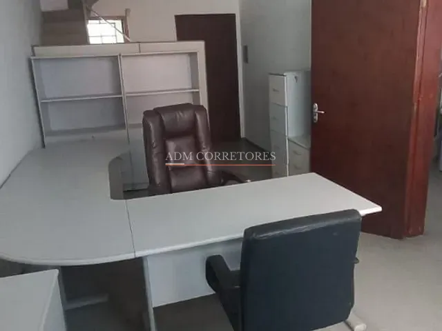 Sala com 135m², à venda, no bairro Passo da Areia em Porto Alegre