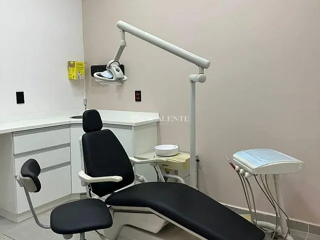 Sala com 200m², para alugar, no bairro Vila Embaré em Valinhos