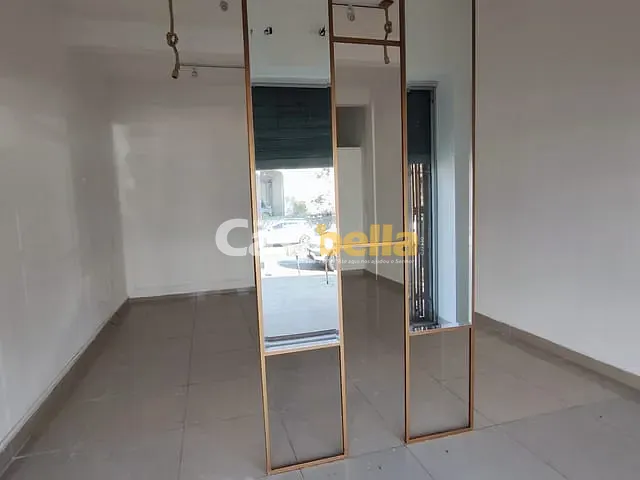 Sala com 40m², para alugar, no bairro Setor Bueno em Goiânia