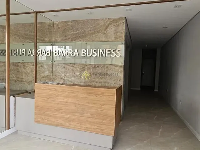 Sala à venda, no bairro Ano Bom em Barra Mansa
