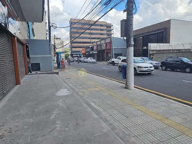 Sala à venda, no bairro Ano Bom em Barra Mansa