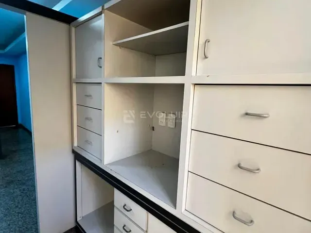 Sala para alugar, no bairro Jardim América em Goiânia